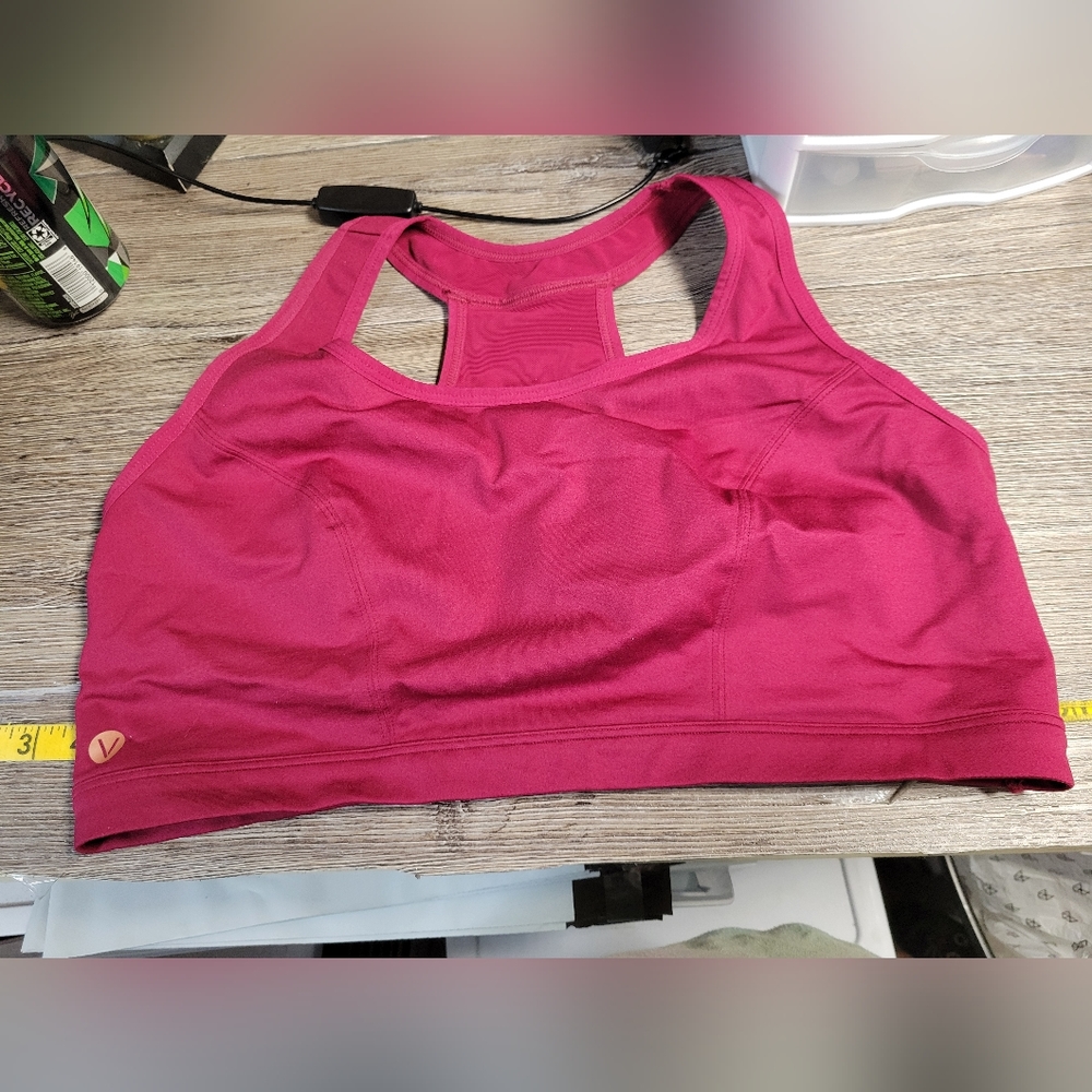 LIVI NWOT Maroon No Wire Sports Bra Size‎ 20